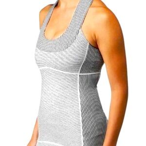 Lululemon Scoop Neck Athletic Yoga Tank Top